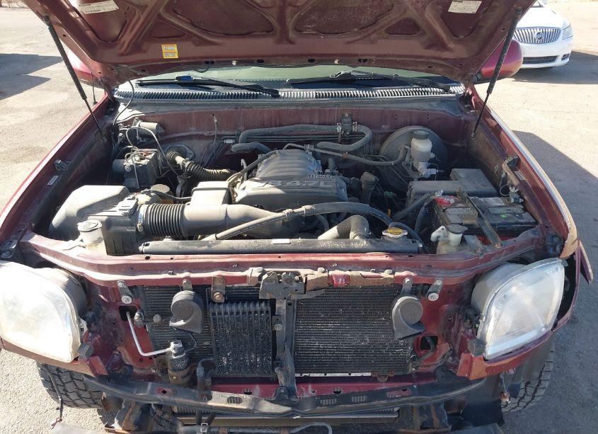 Photo 10 of 2003 Toyota Tundra LIMITED V8 (VIN 5TBBT48193S394970)