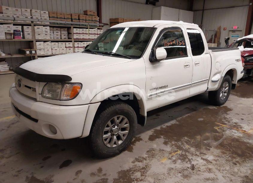 Photo 2 of 2003 Toyota Tundra LIMITED V8 (VIN 5TBBT481X3S383184)