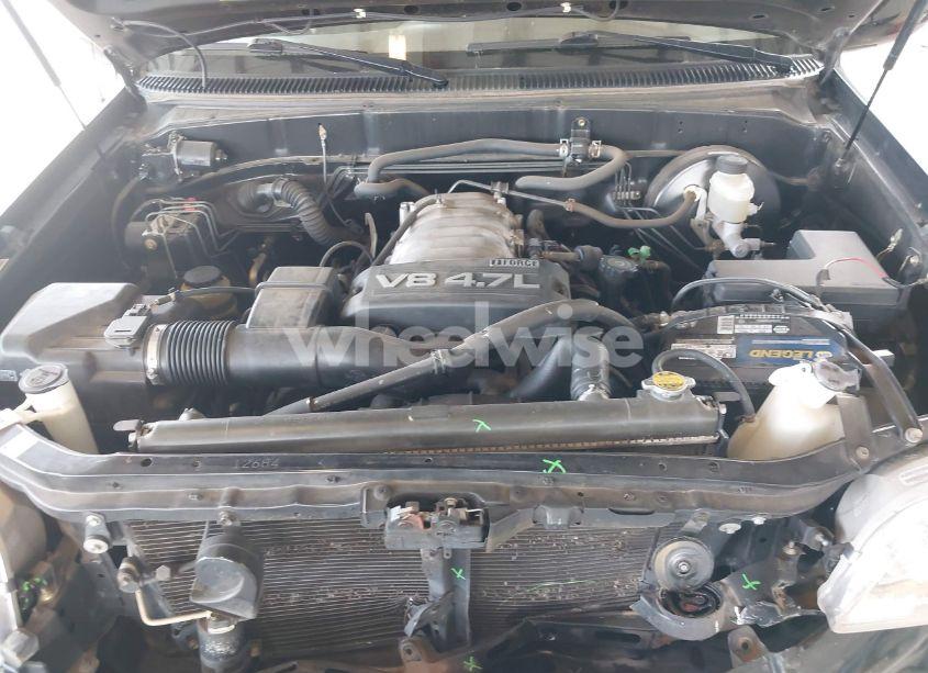 Photo 10 of 2003 Toyota Tundra LTD V8 (VIN 5TBBT481X3S437616)