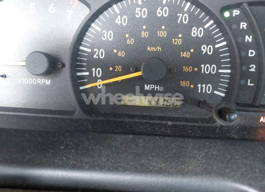 Photo 16 of 2003 Toyota Tundra LTD V8 (VIN 5TBBT481X3S437616)