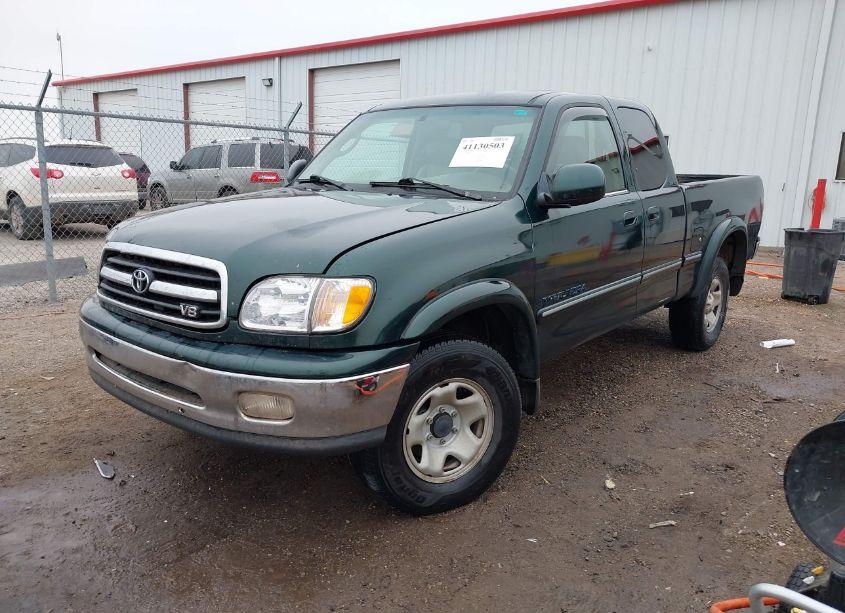 Photo 2 of 2000 Toyota Tundra LTD V8 (VIN 5TBBT481XYS090991)