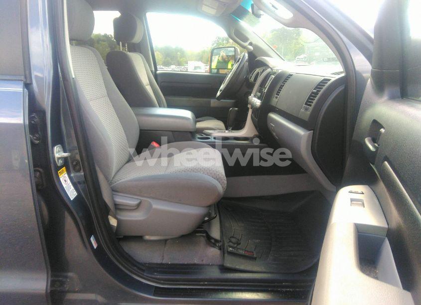 Photo 5 of 2008 Toyota Tundra SR5 4.7L V8 (VIN 5TBBT54108S459028)
