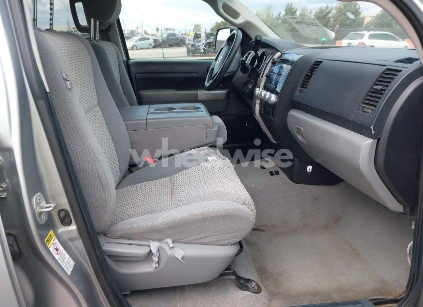 Photo 5 of 2007 Toyota Tundra SR5 4.7L V8 (VIN 5TBBT54117S450854)