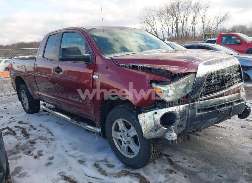 2007 Toyota Tundra SR5 4.7L V8 (VIN 5TBBT54117S454399) main photo