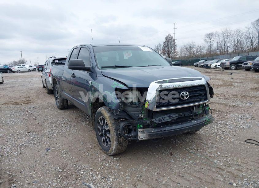 2008 Toyota Tundra BASE 4.7L V8 (VIN 5TBBT54158S463902) main photo