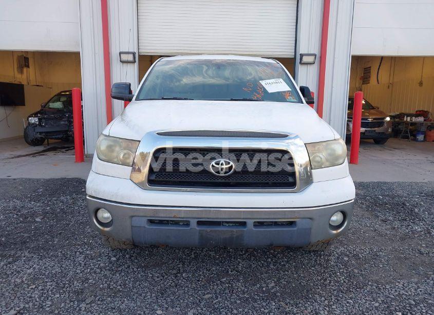 Photo 12 of 2007 Toyota Tundra SR5 4.7L V8 (VIN 5TBBT54177S457632)