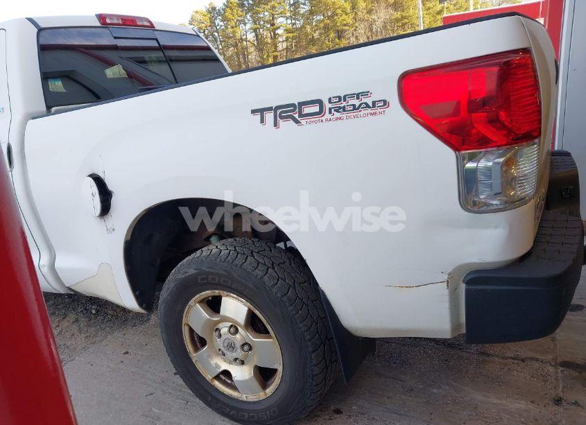 Photo 6 of 2007 Toyota Tundra SR5 4.7L V8 (VIN 5TBBT54177S457632)