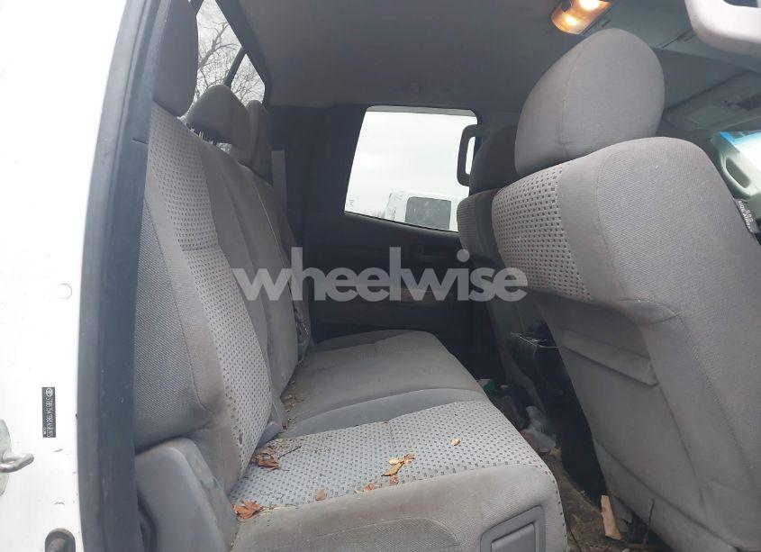 Photo 8 of 2008 Toyota Tundra SR5 4.7L V8 (VIN 5TBBT54198S458265)