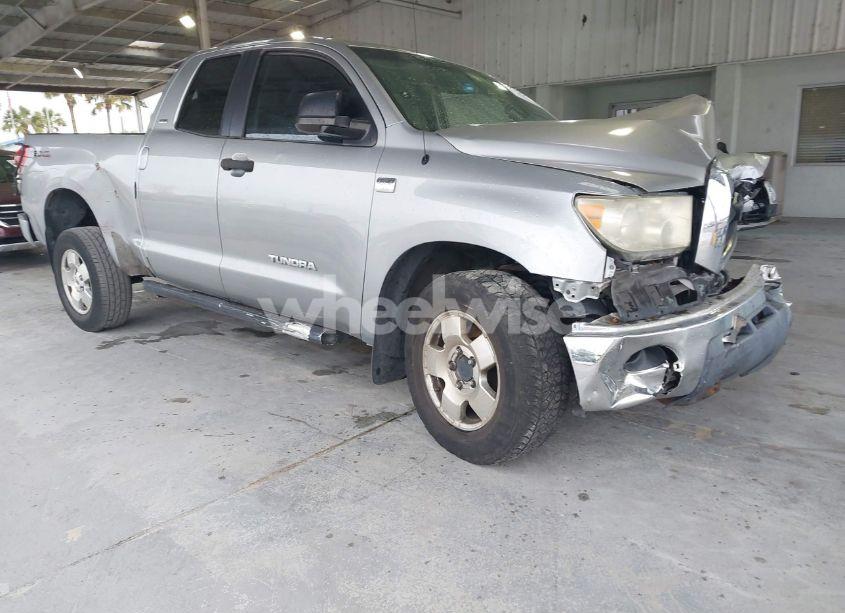 2007 Toyota Tundra SR5 4.7L V8 (VIN 5TBBT541X7S453008) main photo