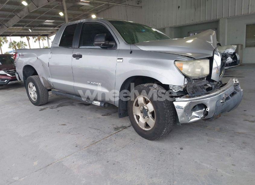 Photo 13 of 2007 Toyota Tundra SR5 4.7L V8 (VIN 5TBBT541X7S453008)