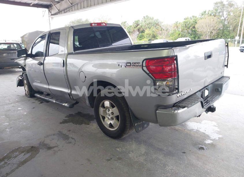 Photo 3 of 2007 Toyota Tundra SR5 4.7L V8 (VIN 5TBBT541X7S453008)