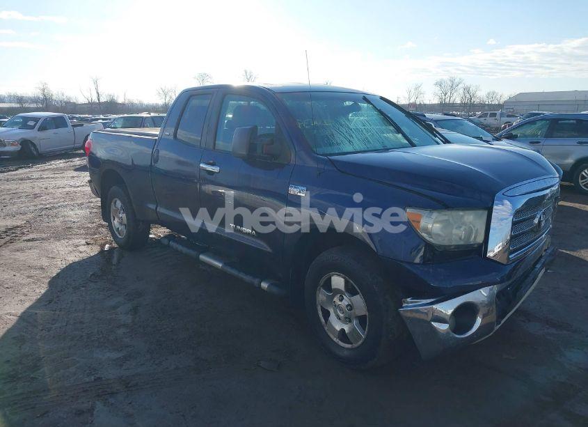 2007 Toyota Tundra SR5 5.7L V8 (VIN 5TBBV54107S466134) main photo