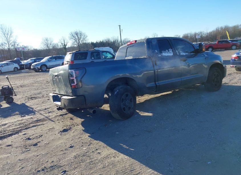 Photo 4 of 2007 Toyota Tundra SR5 5.7L V8 (VIN 5TBBV54107S488165)