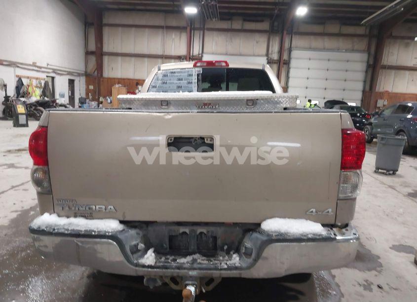 Photo 16 of 2007 Toyota Tundra SR5 5.7L V8 (VIN 5TBBV54117S455482)