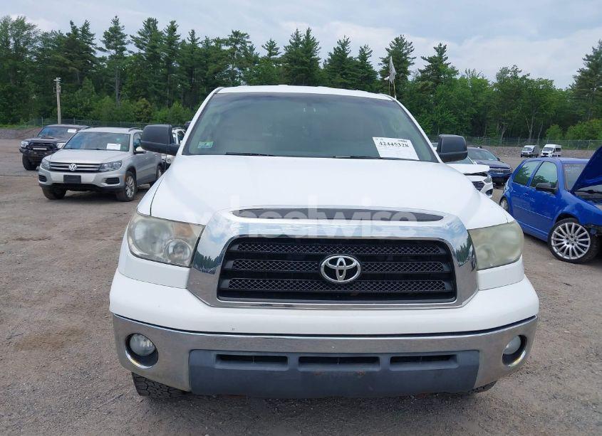 Photo 13 of 2008 Toyota Tundra SR5 5.7L V8 (VIN 5TBBV54128S503511)