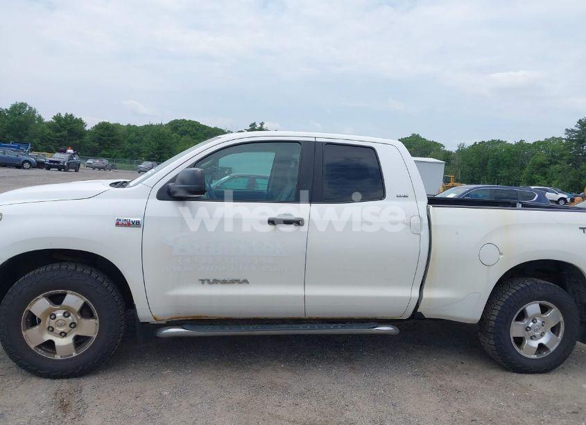 Photo 15 of 2008 Toyota Tundra SR5 5.7L V8 (VIN 5TBBV54128S503511)