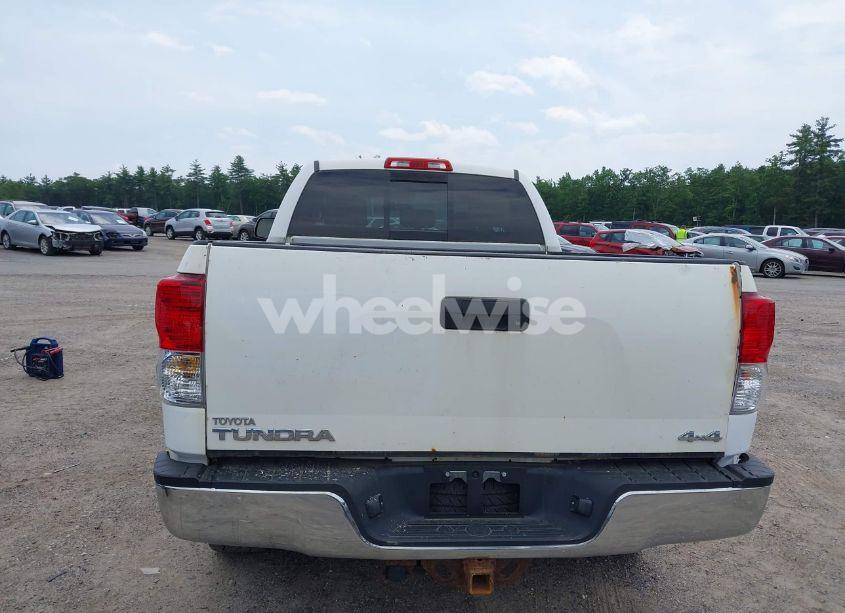 Photo 17 of 2008 Toyota Tundra SR5 5.7L V8 (VIN 5TBBV54128S503511)