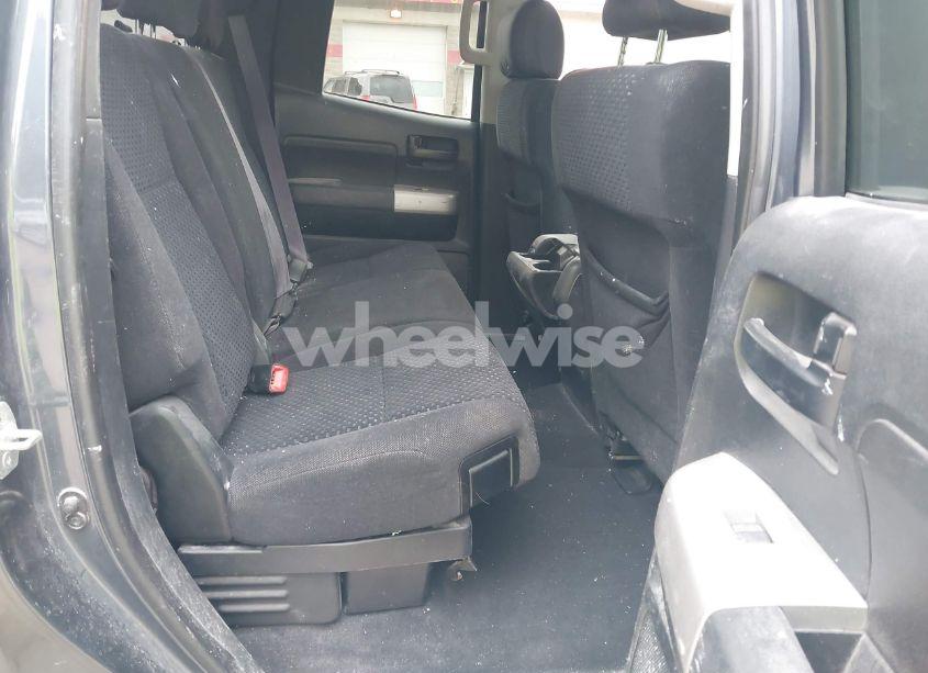 Photo 8 of 2007 Toyota Tundra SR5 5.7L V8 (VIN 5TBBV54137S489018)