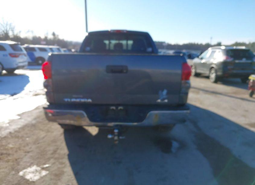 Photo 16 of 2007 Toyota Tundra SR5 5.7L V8 (VIN 5TBBV54157S453573)