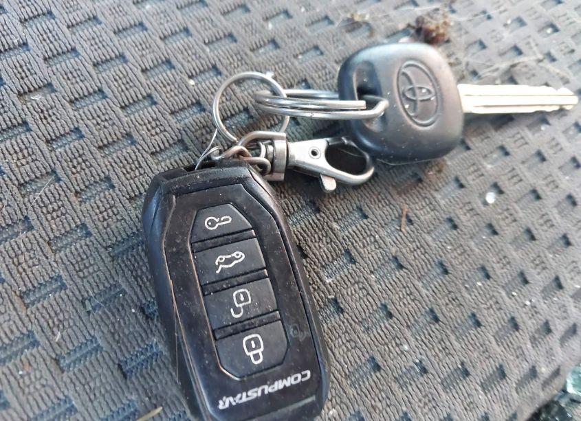 Photo 11 of 2007 Toyota Tundra SR5 5.7L V8 (VIN 5TBBV54157S489702)