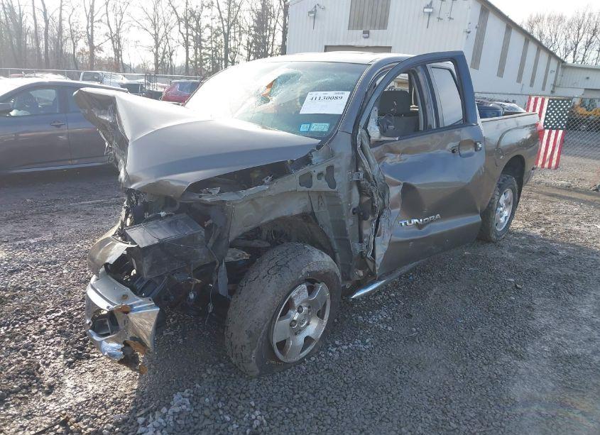 Photo 2 of 2007 Toyota Tundra SR5 5.7L V8 (VIN 5TBBV54157S489702)