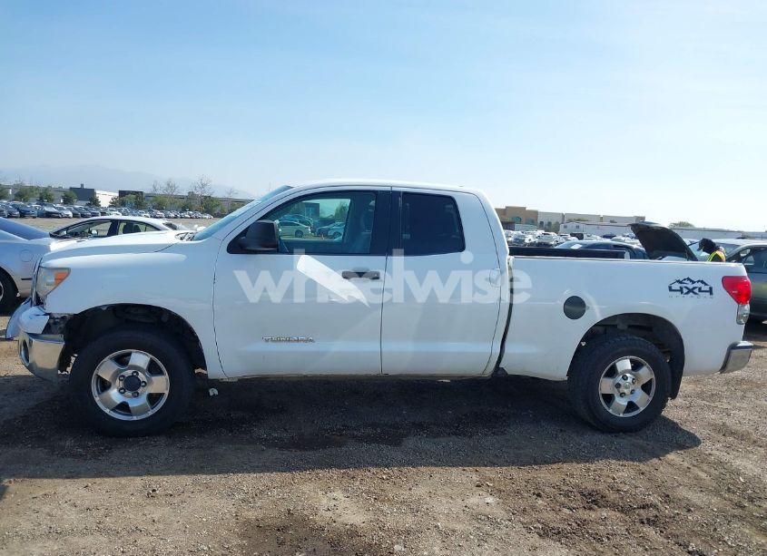 Photo 14 of 2007 Toyota Tundra SR5 5.7L V8 (VIN 5TBBV54167S457566)