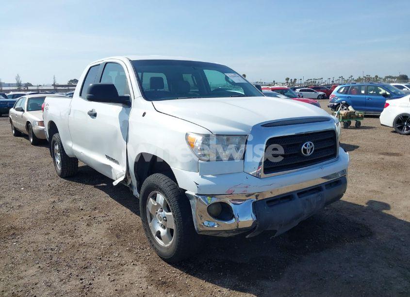Photo 6 of 2007 Toyota Tundra SR5 5.7L V8 (VIN 5TBBV54167S457566)