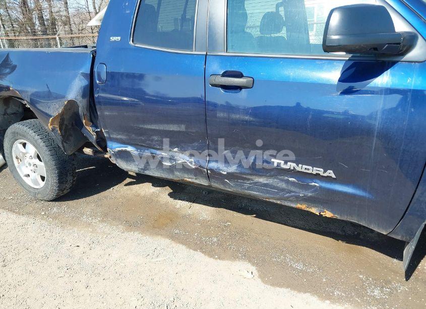 Photo 6 of 2007 Toyota Tundra SR5 5.7L V8 (VIN 5TBBV54167S483259)