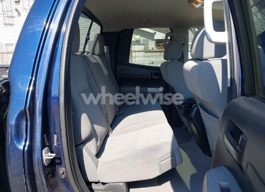 Photo 8 of 2007 Toyota Tundra SR5 5.7L V8 (VIN 5TBBV54167S483259)