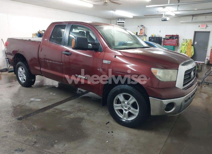 2008 Toyota Tundra SR5 5.7L V8 (VIN 5TBBV54168S497390) main photo