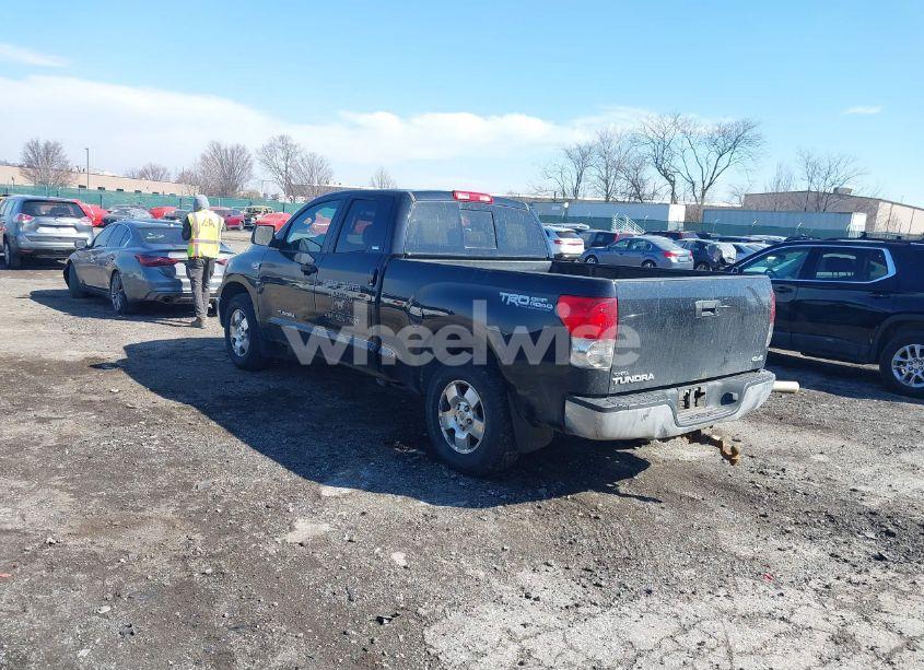 Photo 3 of 2008 Toyota Tundra SR5 5.7L V8 (VIN 5TBBV54168S520506)