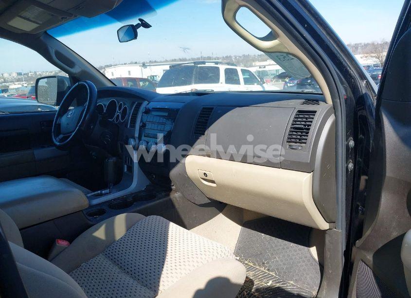 Photo 5 of 2008 Toyota Tundra SR5 5.7L V8 (VIN 5TBBV54168S520506)
