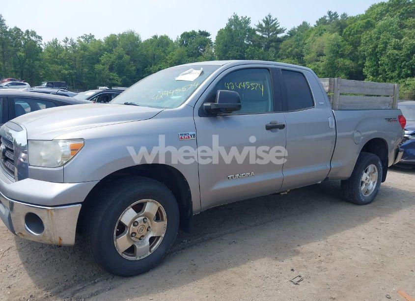 Photo 2 of 2008 Toyota Tundra SR5 5.7L V8 (VIN 5TBBV54168S523406)