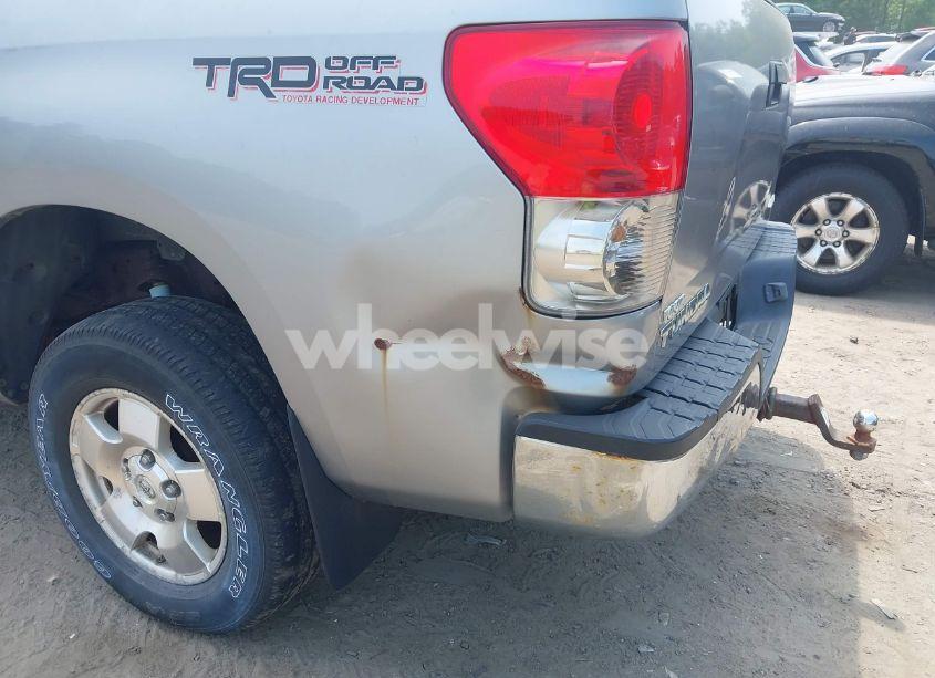 Photo 6 of 2008 Toyota Tundra SR5 5.7L V8 (VIN 5TBBV54168S523406)