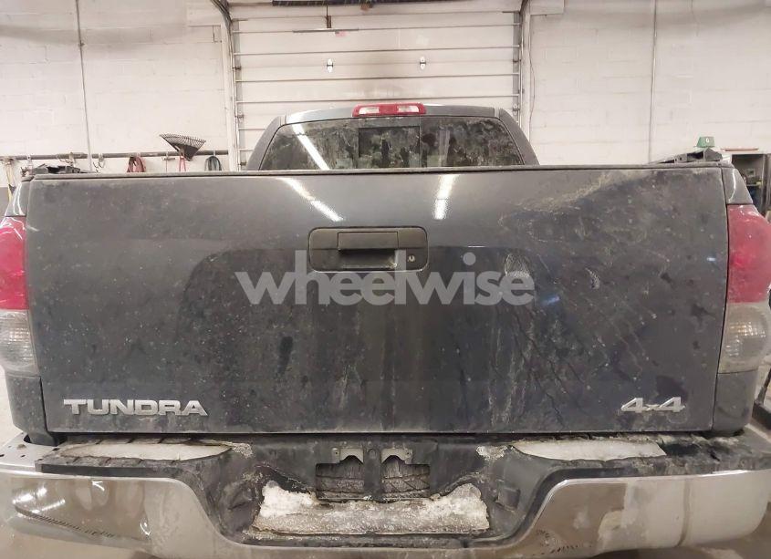 Photo 16 of 2007 Toyota Tundra SR5 5.7L V8 (VIN 5TBBV54177S465644)