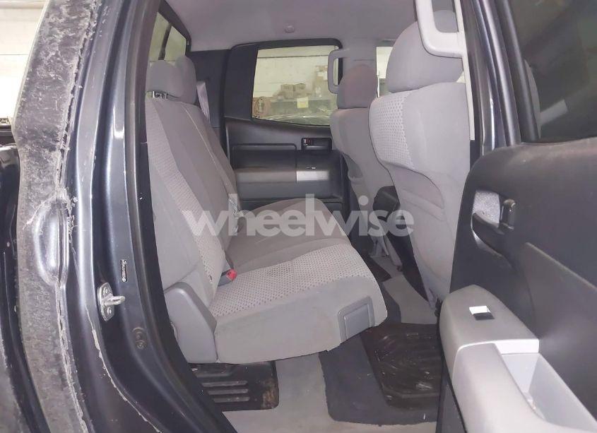 Photo 8 of 2007 Toyota Tundra SR5 5.7L V8 (VIN 5TBBV54177S465644)