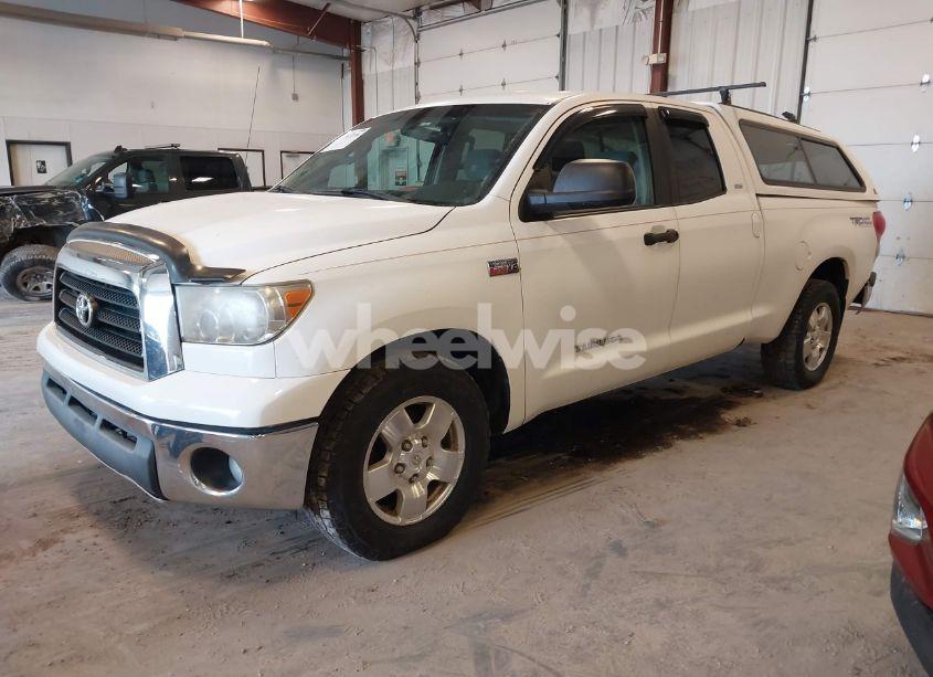 Photo 2 of 2008 Toyota Tundra SR5 5.7L V8 (VIN 5TBBV54188S502587)