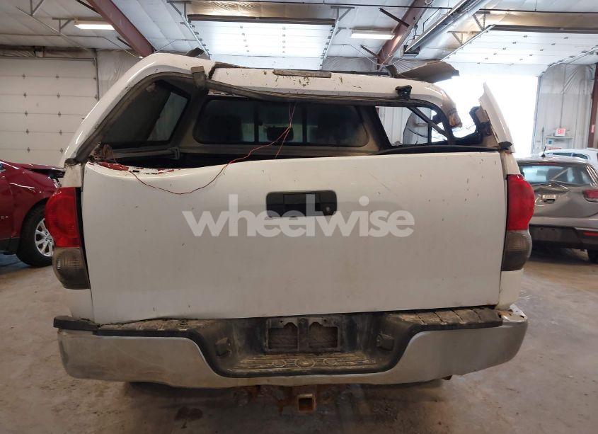 Photo 6 of 2008 Toyota Tundra SR5 5.7L V8 (VIN 5TBBV54188S502587)