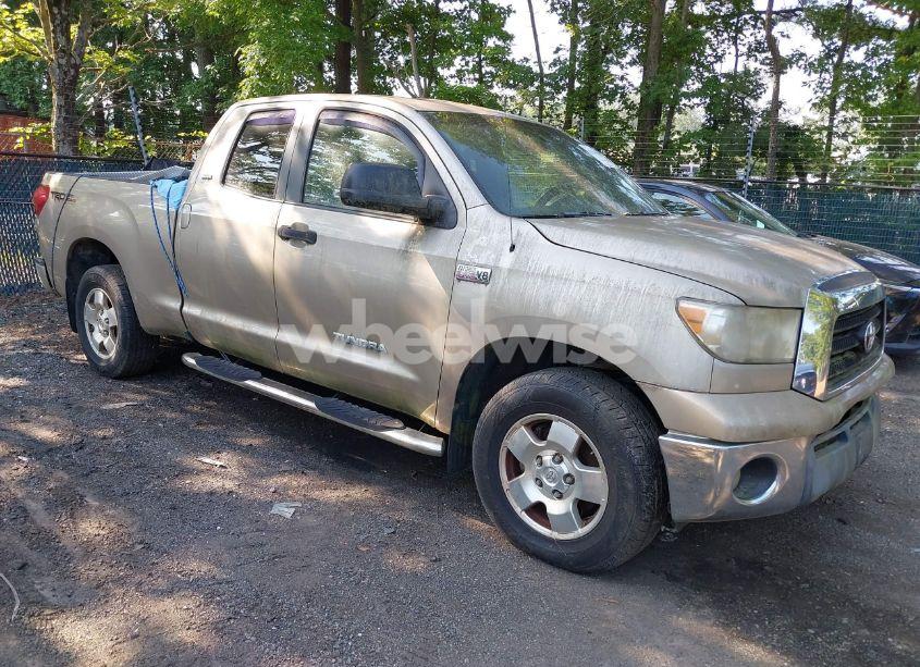 2008 Toyota Tundra SR5 5.7L V8 (VIN 5TBBV54188S508793) main photo