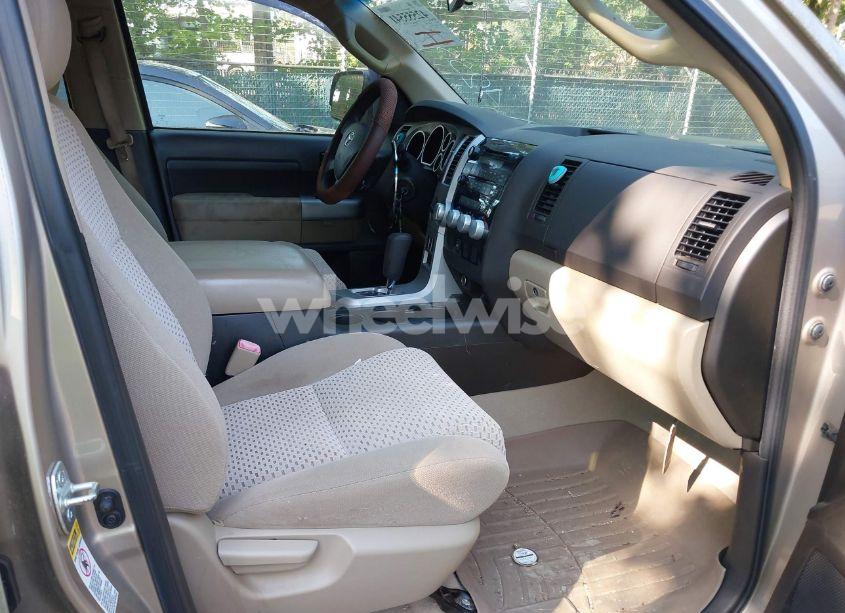 Photo 5 of 2008 Toyota Tundra SR5 5.7L V8 (VIN 5TBBV54188S508793)