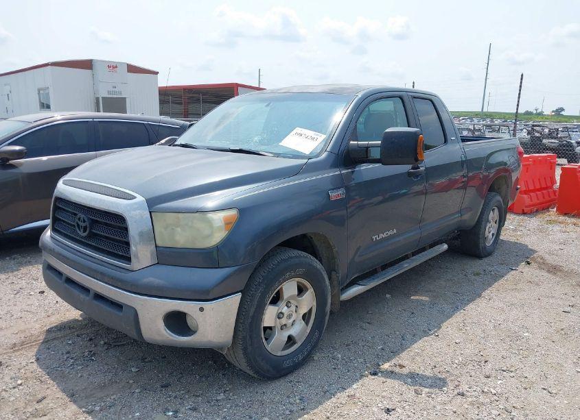 Photo 2 of 2007 Toyota Tundra SR5 5.7L V8 (VIN 5TBBV54197S452376)