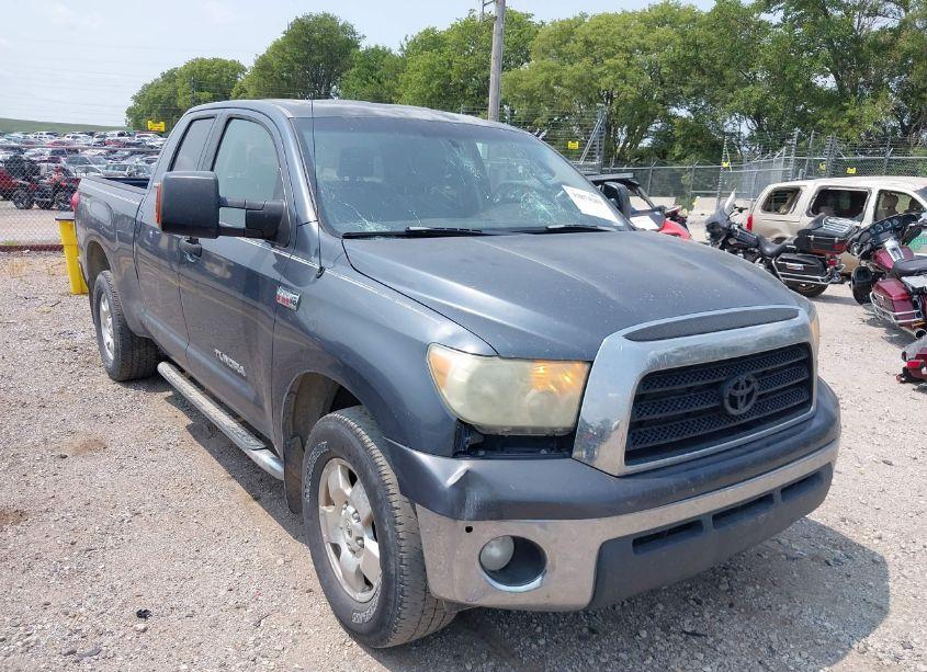 Photo 6 of 2007 Toyota Tundra SR5 5.7L V8 (VIN 5TBBV54197S452376)