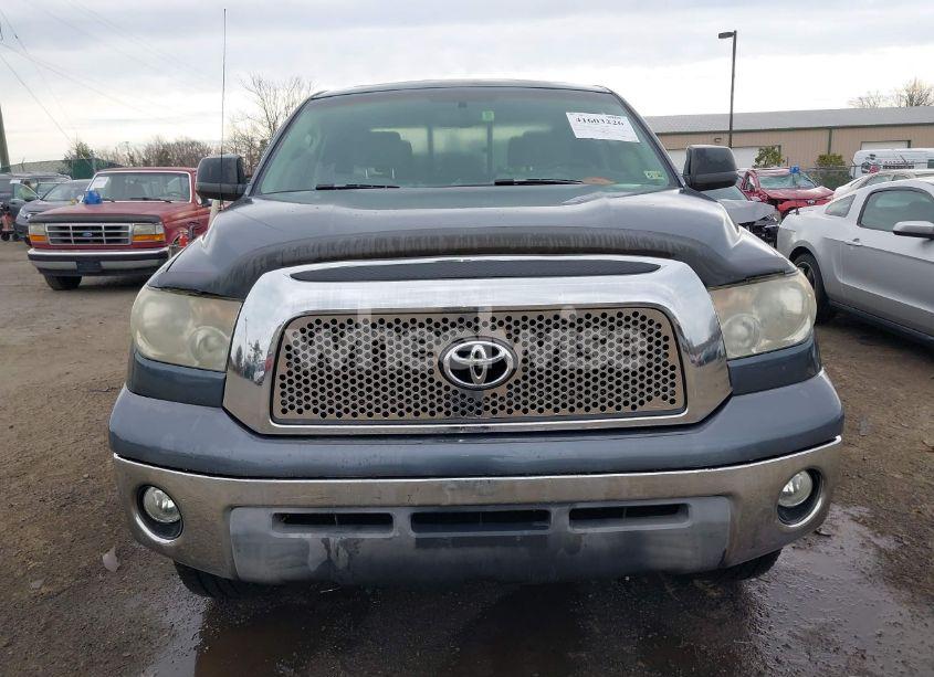 Photo 13 of 2007 Toyota Tundra SR5 5.7L V8 (VIN 5TBBV541X7S454086)