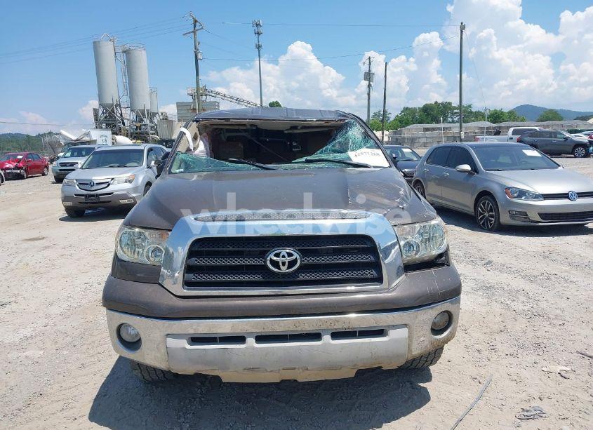 Photo 12 of 2007 Toyota Tundra SR5 5.7L V8 (VIN 5TBBV541X7S467937)