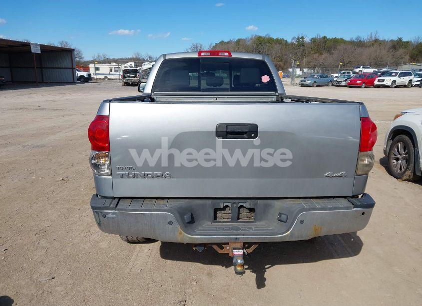 Photo 16 of 2007 Toyota Tundra LIMITED 5.7L V8 (VIN 5TBBV58117S485611)