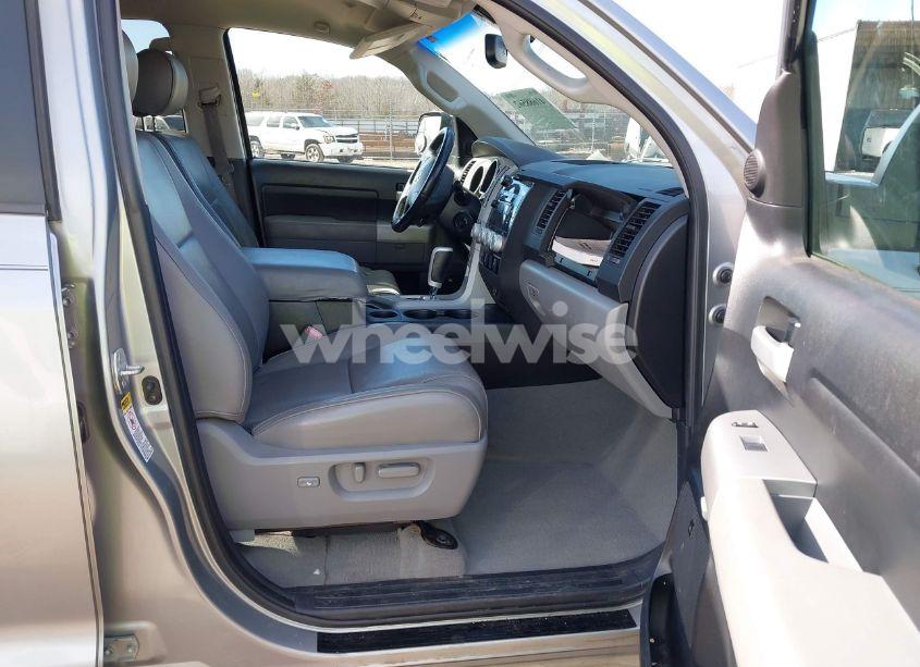 Photo 5 of 2007 Toyota Tundra LIMITED 5.7L V8 (VIN 5TBBV58117S485611)