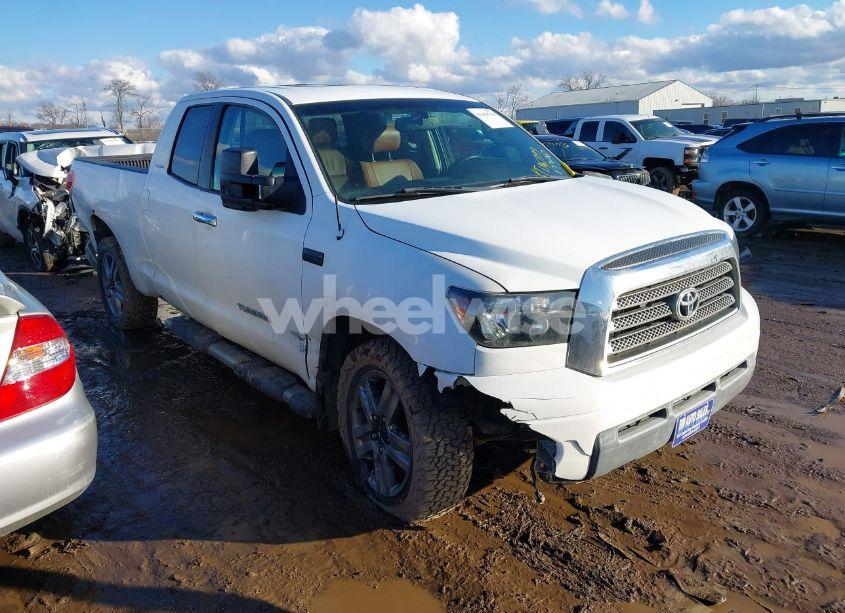 2007 Toyota Tundra LIMITED 5.7L V8 (VIN 5TBBV58127S482281) main photo