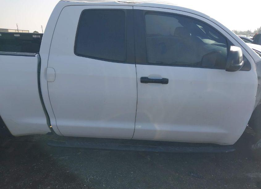 Photo 13 of 2008 Toyota Tundra LIMITED 5.7L V8 (VIN 5TBBV58128S497168)