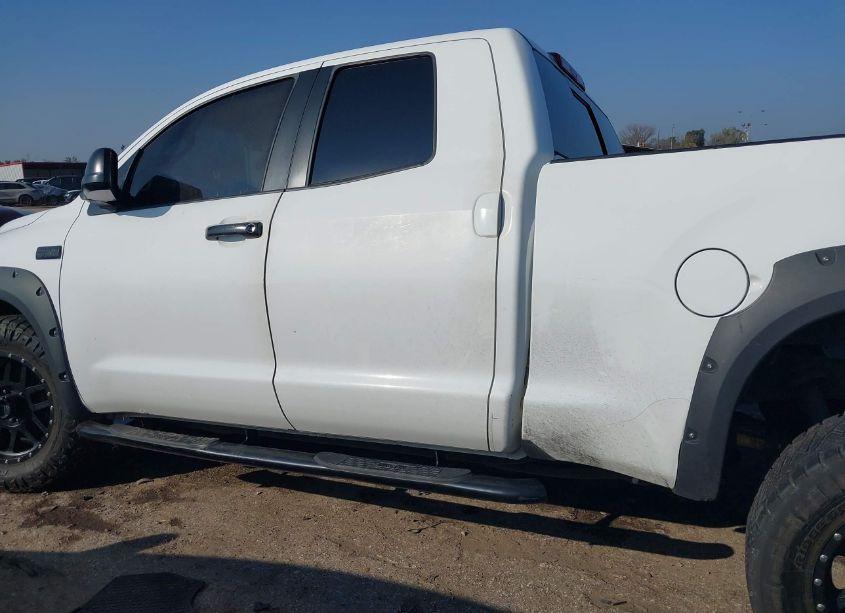 Photo 14 of 2008 Toyota Tundra LIMITED 5.7L V8 (VIN 5TBBV58128S497168)