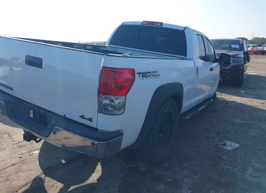 Photo 4 of 2008 Toyota Tundra LIMITED 5.7L V8 (VIN 5TBBV58128S497168)
